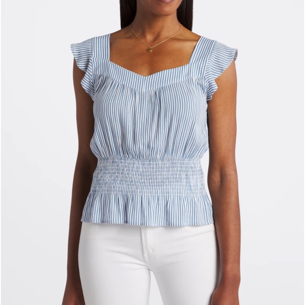 Flutter sleeve top with smocking
